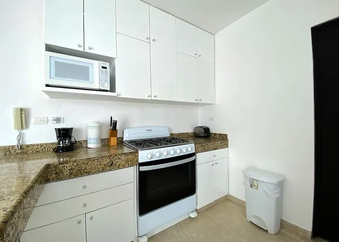 Top Location Heated Pool Private Terrace