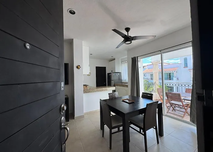 Top Location Heated Pool Private Terrace *
