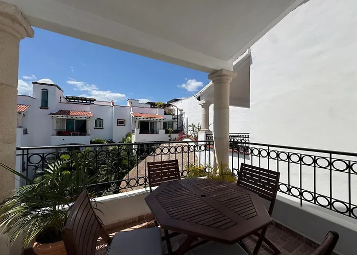 Top Location Heated Pool Private Terrace Hébergement de vacances *