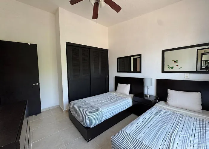 Top Location Heated Pool Private Terrace *